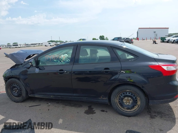 2012 Ford Focus SE with VIN 1FAHP3F28CL451694, listed as a IAAI auction lot 42491774 with Not provided miles and . Bid and sale history available at DreamBid. Image 13.