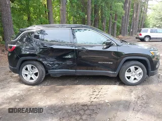 2022 Jeep Compass Latitude with VIN 3C4NJCBB5NT140011, listed as a IAAI auction lot 42487785 with 52,374 mi miles and . Bid and sale history available at DreamBid. Image 13.