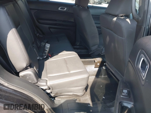 2017 Ford Police Interceptor Utility with VIN 1FM5K8AR2HGC56862, listed as a IAAI auction lot 42274409 with 92,662 mi miles and . Bid and sale history available at DreamBid. Image 8.