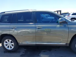 2012 Toyota Highlander with VIN 5TDBK3EHXCS130906, listed as a IAAI auction lot 42228273 with 89,749 mi miles and . Bid and sale history available at DreamBid. Image 13.