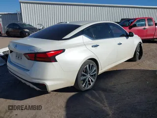 2019 Nissan Altima 2.5 Platinum with VIN 1N4BL4FV3KC114351, listed as a IAAI auction lot 41414004 with 93,291 mi miles. Bid and sale history available at carsss.com. Image 4.