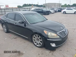2011 Hyundai Equus Signature z VIN KMHGH4JF1BU038829, wystawiony jako IAAI lot #42308041 z przebiegiem 192 171 mil mil oraz . Historia ofert i sprzedaży dostępna na DreamBid. Obrazek 1.