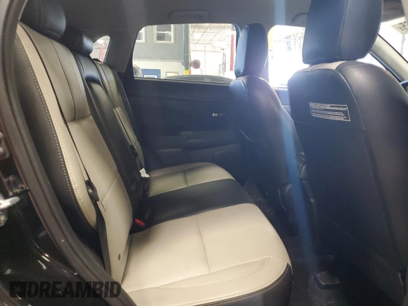 2014 Mitsubishi Outlander SE z VIN 4A4AR4AU3EE022192, wystawiony jako Copart lot #56918765 z przebiegiem 164 958 mil mil oraz Szkoda całkowita • Salvage title. Historia ofert i sprzedaży dostępna na DreamBid. Obrazek 11.