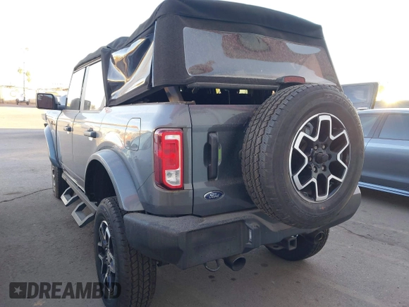 2021 Ford Bronco with VIN 1FMDE5BH2MLB07425, listed as a IAAI auction lot 41157085 with Not provided miles and . Bid and sale history available at DreamBid. Image 3.