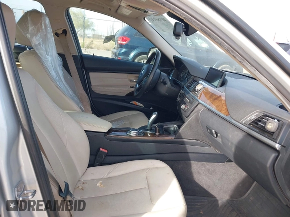 2015 BMW 3 Series 328i with VIN WBA3A5C58FF610035, listed as a IAAI auction lot 40986949 with 73,083 mi miles. Bid and sale history available at carsss.com. Image 5.