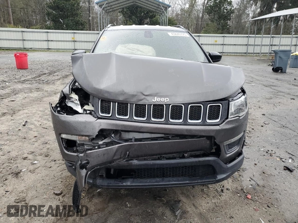 2018 Jeep Compass Sport with VIN 3C4NJCAB5JT122894, listed as a Copart auction lot 45840725 with 138,815 mi miles and Salvage Title. Bid and sale history available at carsss.com. Image 5.