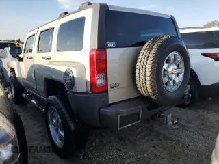 2006 Hummer H3 with VIN 5GTDN136468104647, listed as a Copart auction lot 73696414 with 0 mi miles and Non Repairable. Bid and sale history available at carsss.com. Image 2.