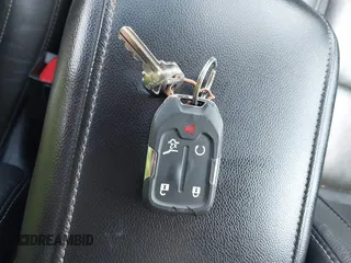 2019 GMC Acadia SLT с VIN 1GKKNMLA8KZ285622, выставлен на аукционе IAAI как лот 42269627 с пробегом 84 753 миль миль и . История ставок и продаж доступна на DreamBid. Изображение 11.
