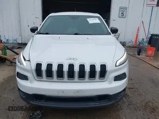 2016 Jeep Cherokee Altitude with VIN 1C4PJLAB8GW108225, listed as a IAAI auction lot 41664092 with 142,588 mi miles and . Bid and sale history available at DreamBid. Image 12.