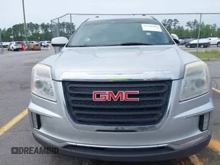 2017 GMC Terrain SLE z VIN 2GKFLNE33H6185704, wystawiony jako IAAI lot #42286447 z przebiegiem 144 174 mil mil oraz . Historia ofert i sprzedaży dostępna na DreamBid. Obrazek 12.