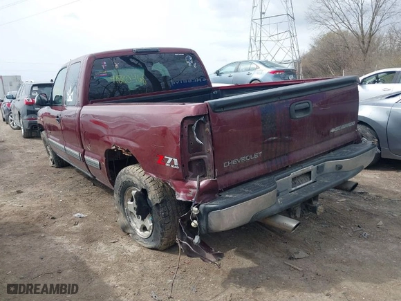 2002 Chevrolet Silverado 1500 LS with VIN 1GCEK19T32E191759, listed as a IAAI auction lot 41880468 with 247,877 mi miles. Bid and sale history available at carsss.com. Image 6.