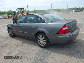 2005 Ford Five Hundred Limited z VIN 1FAFP281X5G114137, wystawiony jako IAAI lot #42124350 z przebiegiem Nie podano mil oraz . Historia ofert i sprzedaży dostępna na DreamBid. Obrazek 3.