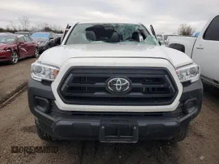 2023 Toyota Tacoma SR z VIN 3TYRX5GN6PT079381, wystawiony jako Copart lot #81633904 z przebiegiem 20 315 mil mil oraz Szkoda całkowita • Salvage title. Historia ofert i sprzedaży dostępna na DreamBid. Obrazek 5.