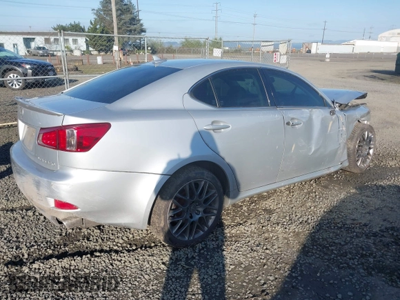 2012 Lexus IS 350 z VIN JTHCE5C2XC5002398, wystawiony jako IAAI lot #41924366 z przebiegiem 163 058 mil mil oraz . Historia ofert i sprzedaży dostępna na DreamBid. Obrazek 4.