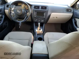 2011 Volkswagen Jetta SE with VIN 3VWDX7AJ8BM022225, listed as a Copart auction lot 84355224 with 101,887 mi miles and Clean title. Bid and sale history available at DreamBid. Image 8.