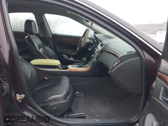2010 Cadillac CTS Luxury with VIN 1G6DE5EG7A0123935, listed as a IAAI auction lot 41380563 with 182,671 mi miles. Bid and sale history available at carsss.com. Image 5.