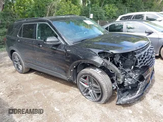 2025 Ford Explorer ST-Line with VIN 1FMUK8KH7SGB38511, listed as a IAAI auction lot 42846565 with 11,936 mi miles and . Bid and sale history available at DreamBid. Image 1.
