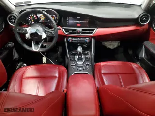 2020 Alfa Romeo Giulia Ti Sport with VIN ZARFANBN1L7636408, listed as a Copart auction lot 88179835 with 31,604 mi miles and Salvage Title. Bid and sale history available at carsss.com. Image 8.