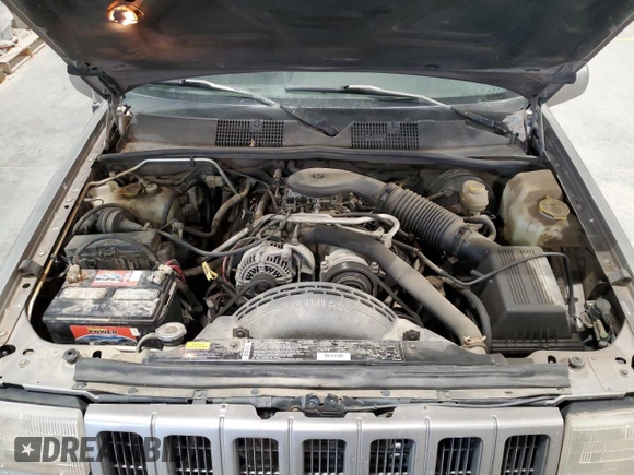 1997 Jeep Grand Cherokee Limited with VIN 1J4GZ78Y4VC589688, listed as a Copart auction lot 84673974 with 183,930 mi miles and Salvage Title. Bid and sale history available at carsss.com. Image 12.