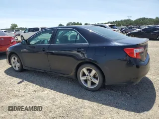 2014 Toyota Camry L with VIN 4T1BF1FK2EU338016, listed as a Copart auction lot 56800975 with 344,992 mi miles and Clean Title. Bid and sale history available at DreamBid. Image 2.