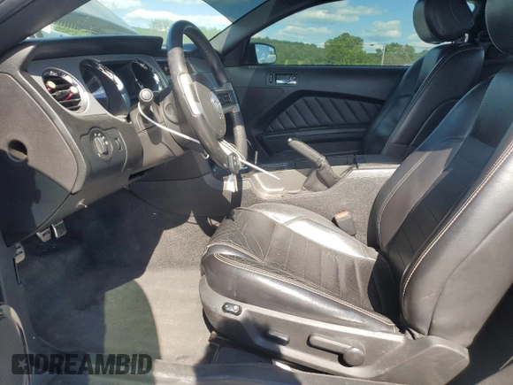 2013 Ford Mustang GT with VIN 1ZVBP8CF5D5240282, listed as a Copart auction lot 58381595 with 56,915 mi miles and Clean title. Bid and sale history available at DreamBid. Image 7.