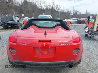 2008 Pontiac Solstice z VIN 1G2MC35B28Y126205, wystawiony jako IAAI lot #41690165 z przebiegiem 95 197 mil mil oraz . Historia ofert i sprzedaży dostępna na DreamBid. Obrazek 16.