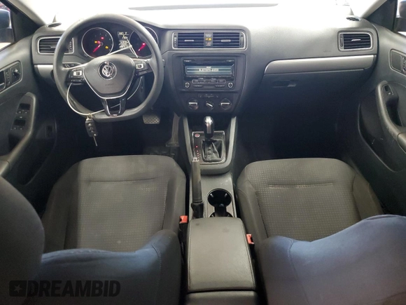 2015 Volkswagen Jetta SE with VIN 3VWD17AJ5FM355537, listed as a Copart auction lot 61904555 with 210,445 mi miles and Salvage title. Bid and sale history available at DreamBid. Image 8.
