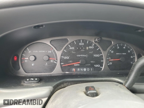 2003 Mercury Sable GS z VIN 1MEFM50U83G602556, wystawiony jako Copart lot #61019515 z przebiegiem 94 998 mil mil oraz Czysty tytuł • Clean title. Historia ofert i sprzedaży dostępna na DreamBid. Obrazek 9.