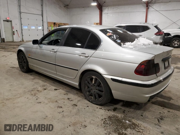 2001 BMW 3 Series 330i with VIN WBAAV53441JR80116, listed as a Copart auction lot 43047255 with 167,625 mi miles and Salvage Title. Bid and sale history available at carsss.com. Image 2.