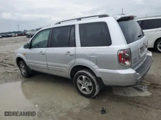 2008 Honda Pilot SE with VIN 5FNYF28348B025315, listed as a Copart auction lot 46720045 with 173,499 mi miles and Salvage Title. Bid and sale history available at carsss.com. Image 2.