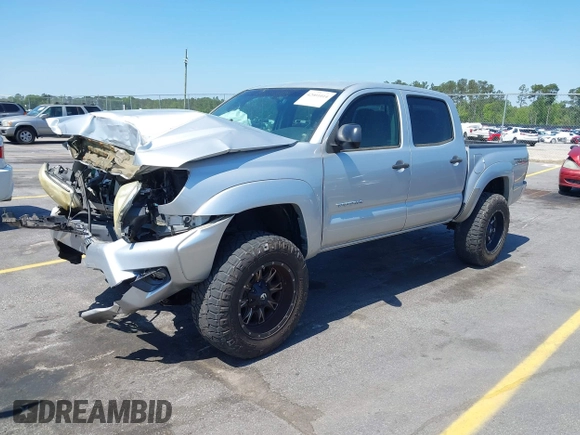 2013 Toyota Tacoma PreRunner z VIN 5TFJU4GN6DX032952, wystawiony jako IAAI lot #42001014 z przebiegiem 152 755 mil mil oraz . Historia ofert i sprzedaży dostępna na DreamBid. Obrazek 19.