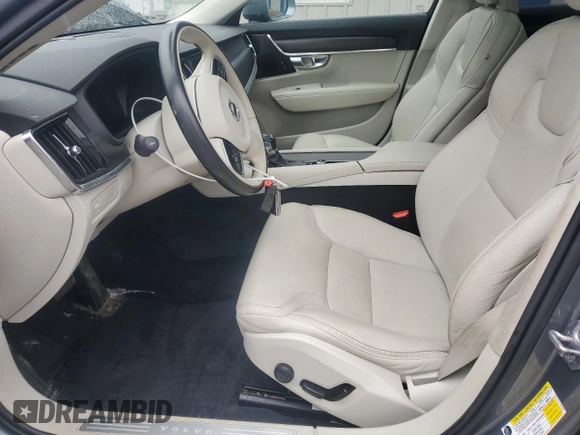 2020 Volvo V90 z VIN YV4A22NL7L1104414, wystawiony jako Copart lot #52523205 z przebiegiem 55 916 mil mil oraz Szkoda całkowita • Salvage title. Historia ofert i sprzedaży dostępna na DreamBid. Obrazek 7.
