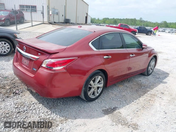 2013 Nissan Altima SV with VIN 1N4AL3AP0DN443076, listed as a IAAI auction lot 42060615 with 221,530 mi miles and . Bid and sale history available at carsss.com. Image 4.
