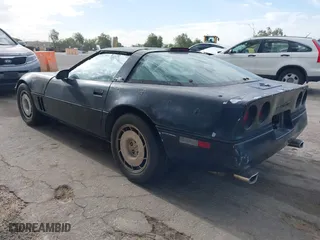 1985 Chevrolet Corvette with VIN 1G1YY0789F5126238, listed as a IAAI auction lot 41699128 with 108,590 mi miles. Bid and sale history available at carsss.com. Image 3.