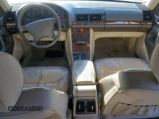 1995 Mercedes-Benz S with VIN WDBGA51E4SA202452, listed as a Copart auction lot 42133385 with 165,561 mi miles and Clean Title. Bid and sale history available at DreamBid. Image 8.