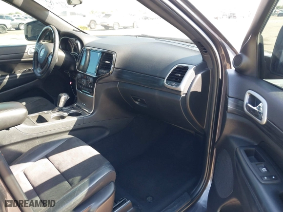 2021 Jeep Grand Cherokee Laredo X with VIN 1C4RJEAG2MC785610, listed as a IAAI auction lot 40578955 with 58,213 mi miles. Bid and sale history available at carsss.com. Image 5.
