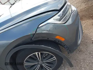 2024 Volkswagen Tiguan Wolfsburg Edition z VIN 3VV6B7AX8RM224282, wystawiony jako IAAI lot #42571544 z przebiegiem 16 516 mil mil oraz . Historia ofert i sprzedaży dostępna na DreamBid. Obrazek 18.