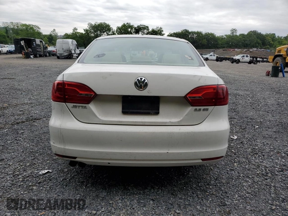 2011 Volkswagen Jetta SE with VIN 3VWDX7AJ3BM320522, listed as a Copart auction lot 60617095 with 164,863 mi miles and Salvage title. Bid and sale history available at DreamBid. Image 6.