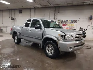 2005 Toyota Tundra SR5 with VIN 5TBBT44195S461012, listed as a IAAI auction lot 41195772 with 201,609 mi miles. Bid and sale history available at carsss.com. Image 1.