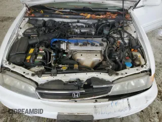 1997 Honda Accord EX with VIN 1HGCD5659VA170992, listed as a Copart auction lot 82232134 with 203,639 mi miles and Salvage Title. Bid and sale history available at DreamBid. Image 11.