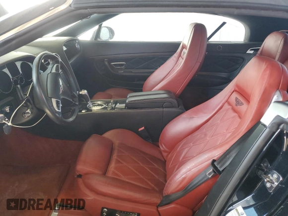 2011 Bentley Continental GT with VIN SCBDP3ZA1BC067897, listed as a Copart auction lot 44470035 with 32,404 mi miles and Salvage Title. Bid and sale history available at DreamBid. Image 7.