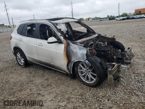 2019 BMW X5 xDrive40i z VIN 5UXCR6C51KLL26404, wystawiony jako Copart lot #58626355 z przebiegiem Nie podano mil oraz Nie do naprawy • Non repairable. Historia ofert i sprzedaży dostępna na DreamBid. Obrazek 4.