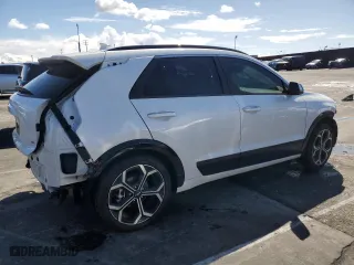 2024 Kia Niro SX Touring with VIN KNDCT3LE1R5130253, listed as a Copart auction lot 49088675 with 10,126 mi miles and Salvage Title. Bid and sale history available at carsss.com. Image 3.