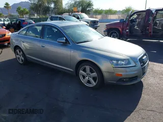 2008 Audi A6 z VIN WAUAH74F48N173620, wystawiony jako IAAI lot #42454303 z przebiegiem 117 391 mil mil oraz . Historia ofert i sprzedaży dostępna na DreamBid. Obrazek 1.