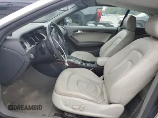 2010 Audi A5 Premium Plus z VIN WAULFAFH3AN018752, wystawiony jako Copart lot #71505394 z przebiegiem 133 524 mil mil oraz Nie do naprawy • Non repairable. Historia ofert i sprzedaży dostępna na DreamBid. Obrazek 7.