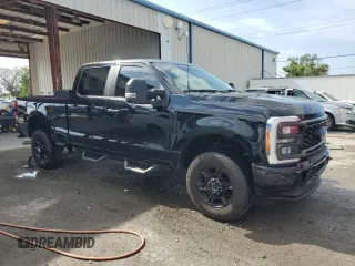 2023 Ford F-250 XL z VIN 1FT8W2BA2PED14801, wystawiony jako Copart lot #58528735 z przebiegiem 9 302 mil mil oraz Szkoda całkowita • Salvage title. Historia ofert i sprzedaży dostępna na DreamBid. Obrazek 4.