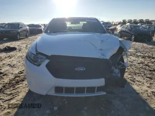 2019 Ford Police Interceptor z VIN 1FAHP2MK9KG113435, wystawiony jako Copart lot #81052754 z przebiegiem 55 537 mil mil oraz Czysty tytuł • Clean title. Historia ofert i sprzedaży dostępna na DreamBid. Obrazek 5.