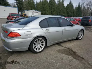 2004 BMW 7 Series 745i with VIN WBAGL63484DP69753, listed as a Copart auction lot 49211195 with 203,767 mi miles and Clean Title. Bid and sale history available at DreamBid. Image 3.