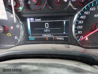 2018 Chevrolet Silverado 1500 LT with VIN 1GCVKREC3JZ323740, listed as a IAAI auction lot 41636517 with 198,422 mi miles. Bid and sale history available at carsss.com. Image 7.
