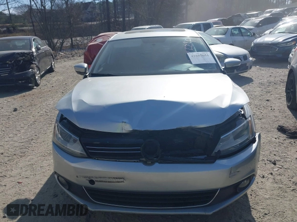 2012 Volkswagen Jetta Sedan SEL w/Sunroof with VIN 3VWLX7AJ6CM452624, listed as a IAAI auction lot 41685651 with 94,413 mi miles. Bid and sale history available at carsss.com. Image 12.
